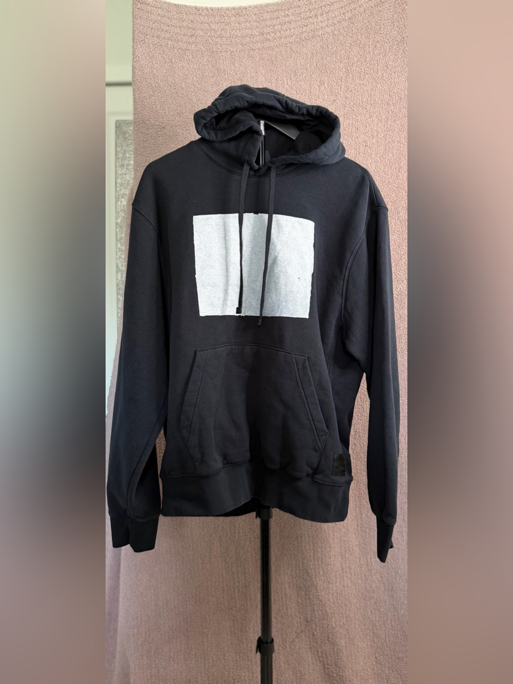 Nike Sportswear Men’s Medium Black Graphic Pullover Hoodie Swoosh